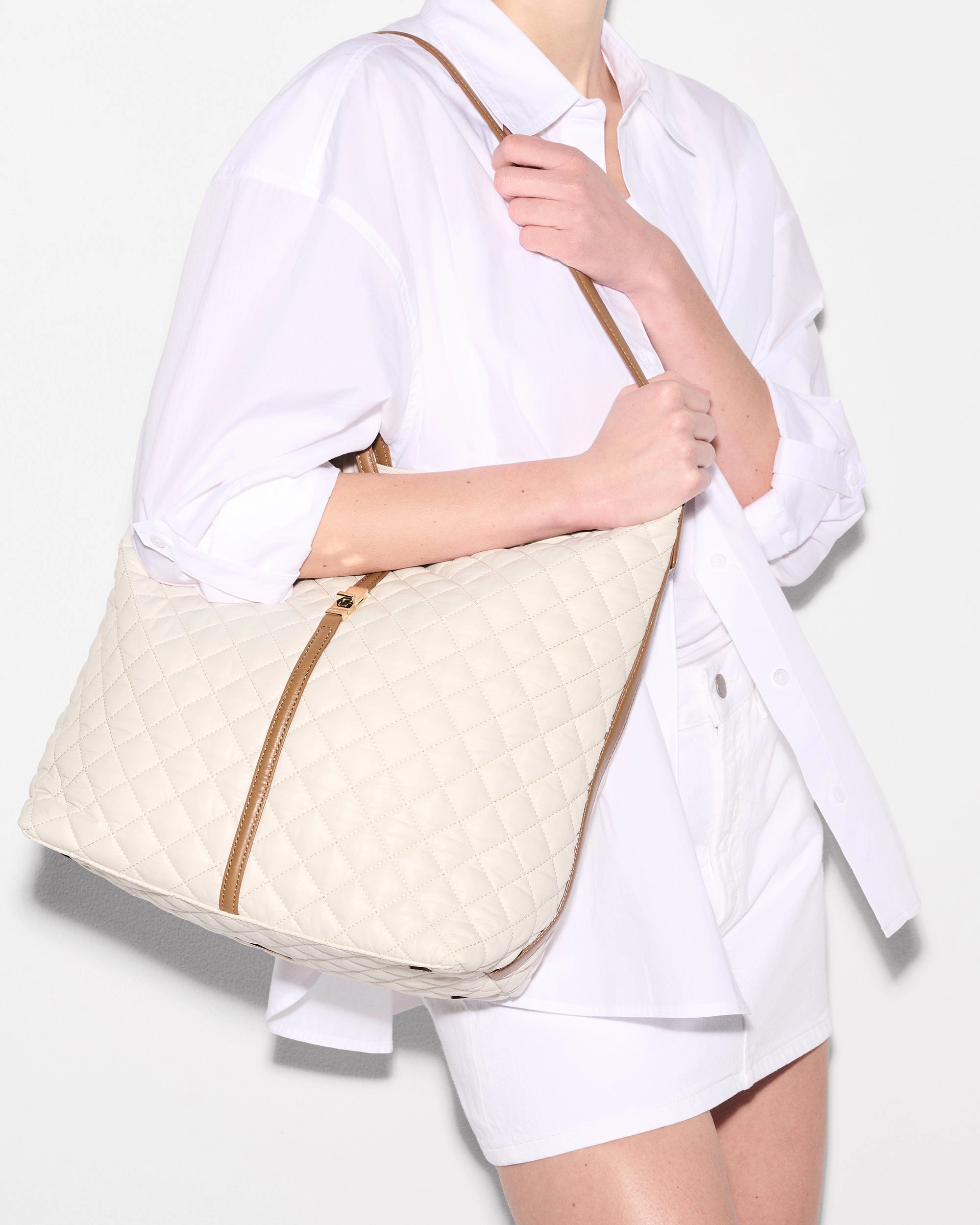Sandshell with Brown Large Astor Hobo