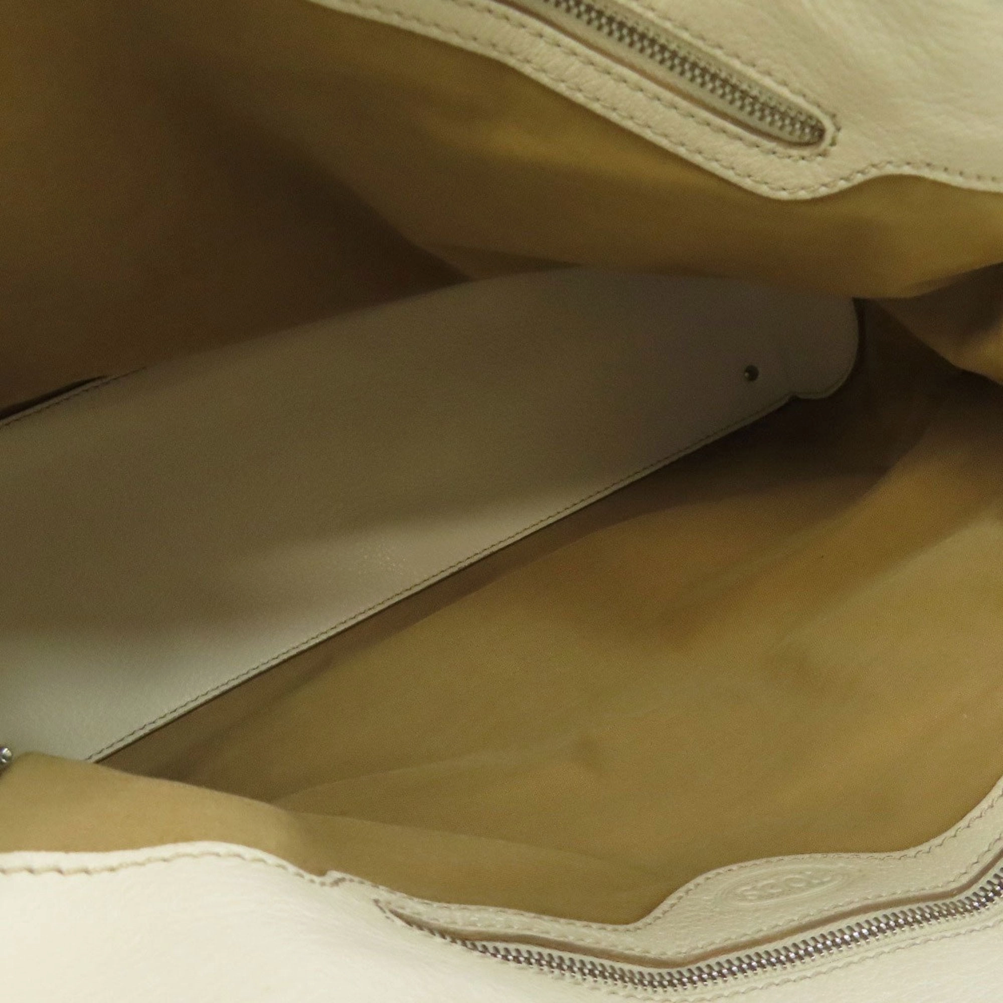 Tod's  Leather Tote Bag (Pre-Owned)