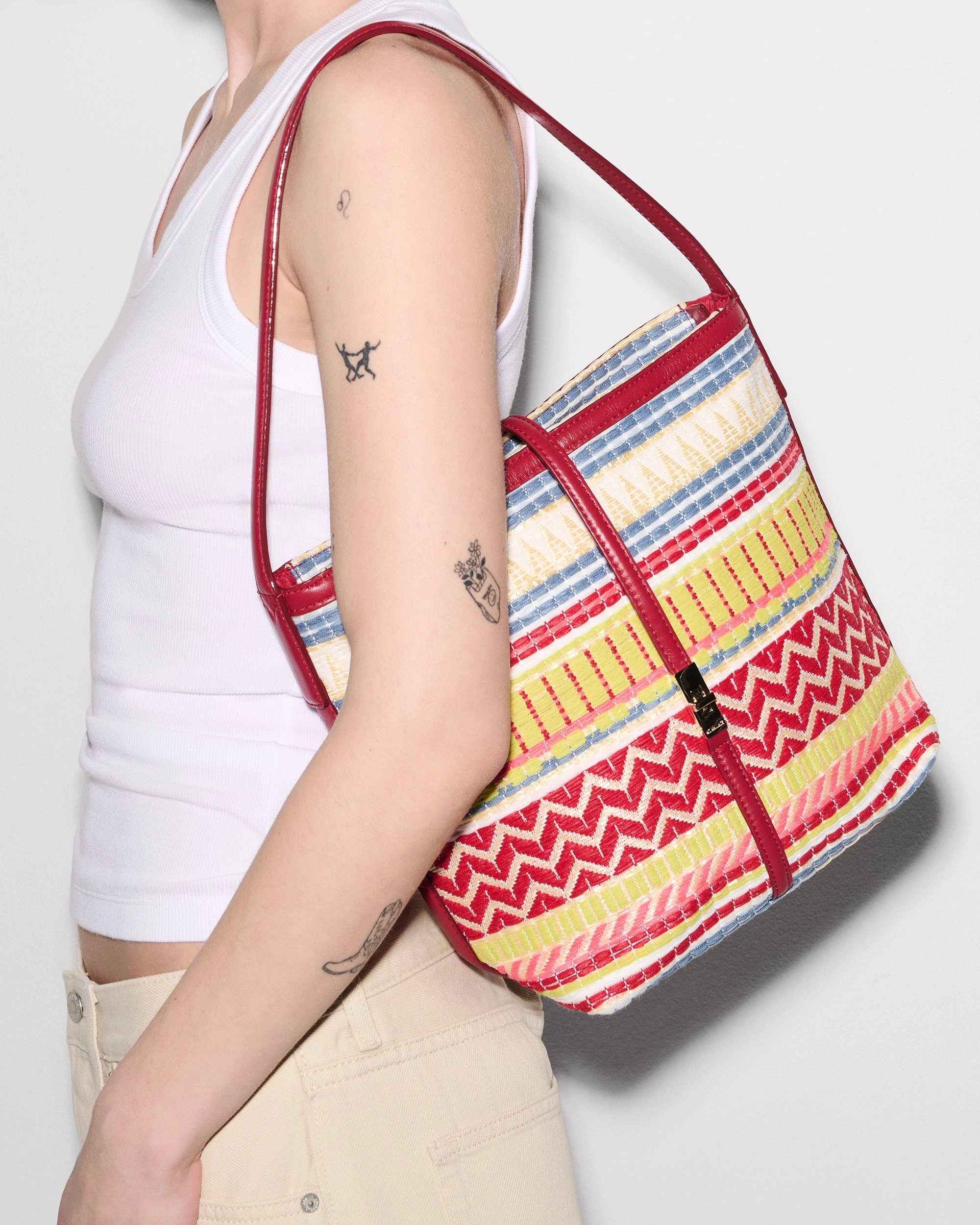 Tulum Small Astor Hobo