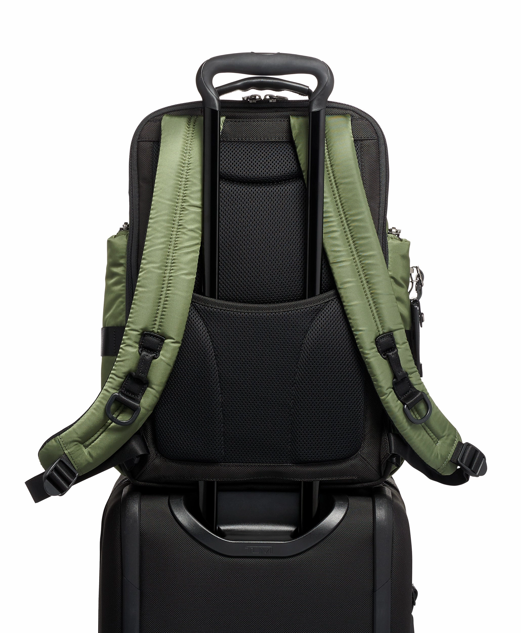 TUMI Alpha Bravo Shepard Deluxe Brief Pack
