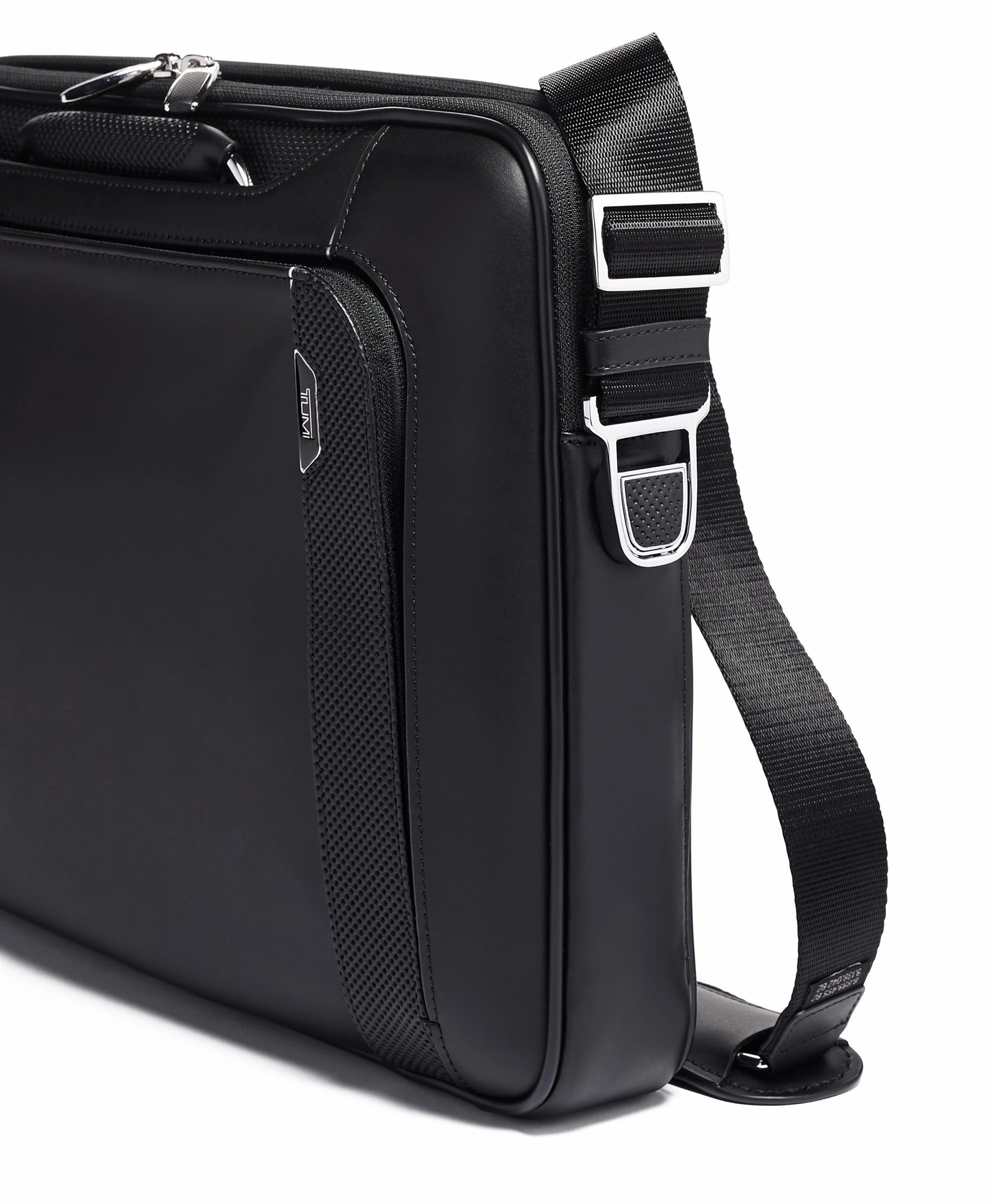 TUMI Arrive' Hannover Slim Brief