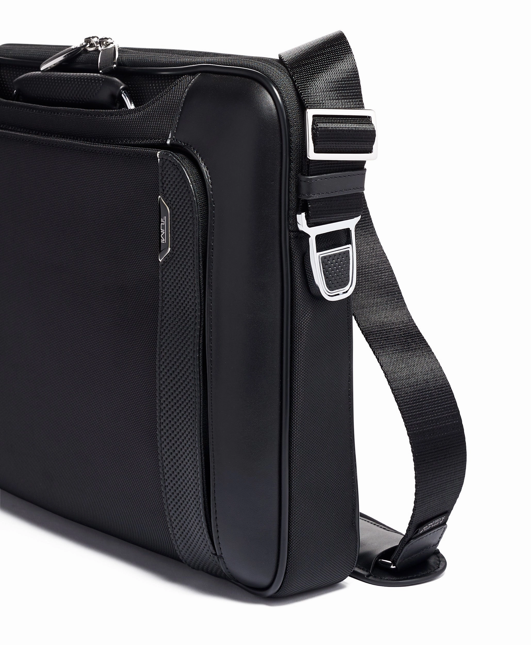TUMI Arrive' Hannover Slim Brief