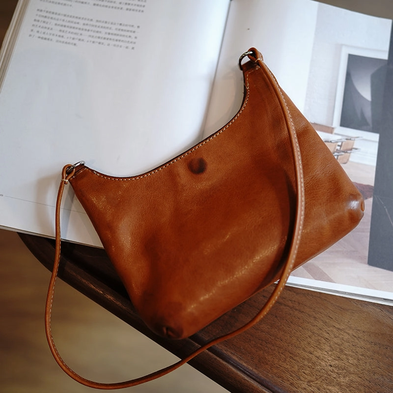Vintage Brown Womens Small Saddle Shoulder Bag Small Side Bag Crossbody Purse for Ladies