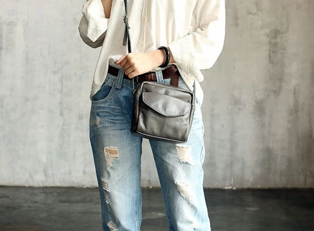 Vintage WOMENs LEATHER Small Shoulder Bag Crossbody Purse FOR WOMEN