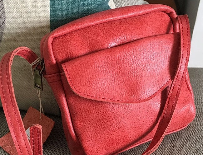 Vintage WOMENs LEATHER Small Shoulder Bag Crossbody Purse FOR WOMEN