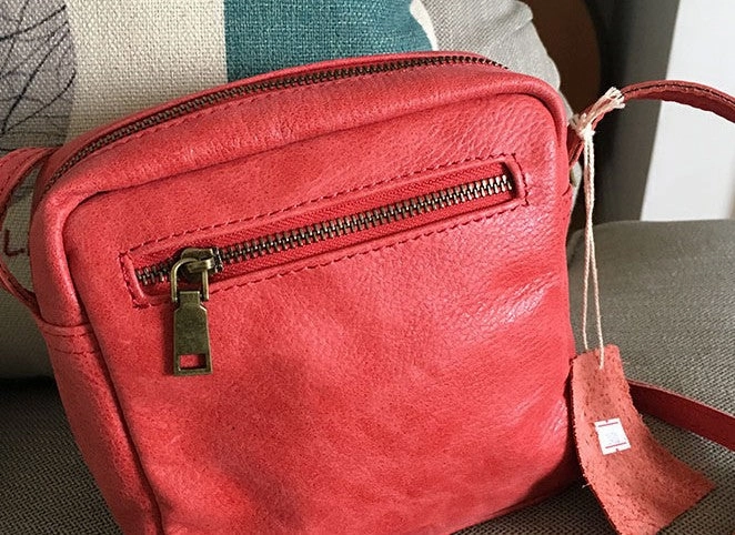 Vintage WOMENs LEATHER Small Shoulder Bag Crossbody Purse FOR WOMEN