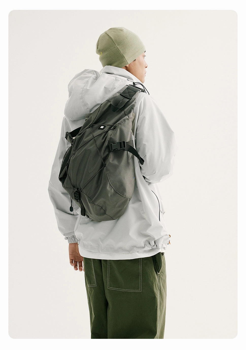 White Large Travel Sling Bag For Men Nylon Large Crossbody Sling Bag One Strap Backpack