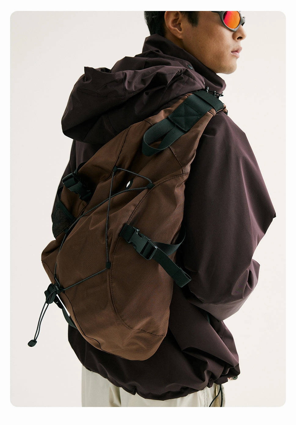 White Large Travel Sling Bag For Men Nylon Large Crossbody Sling Bag One Strap Backpack