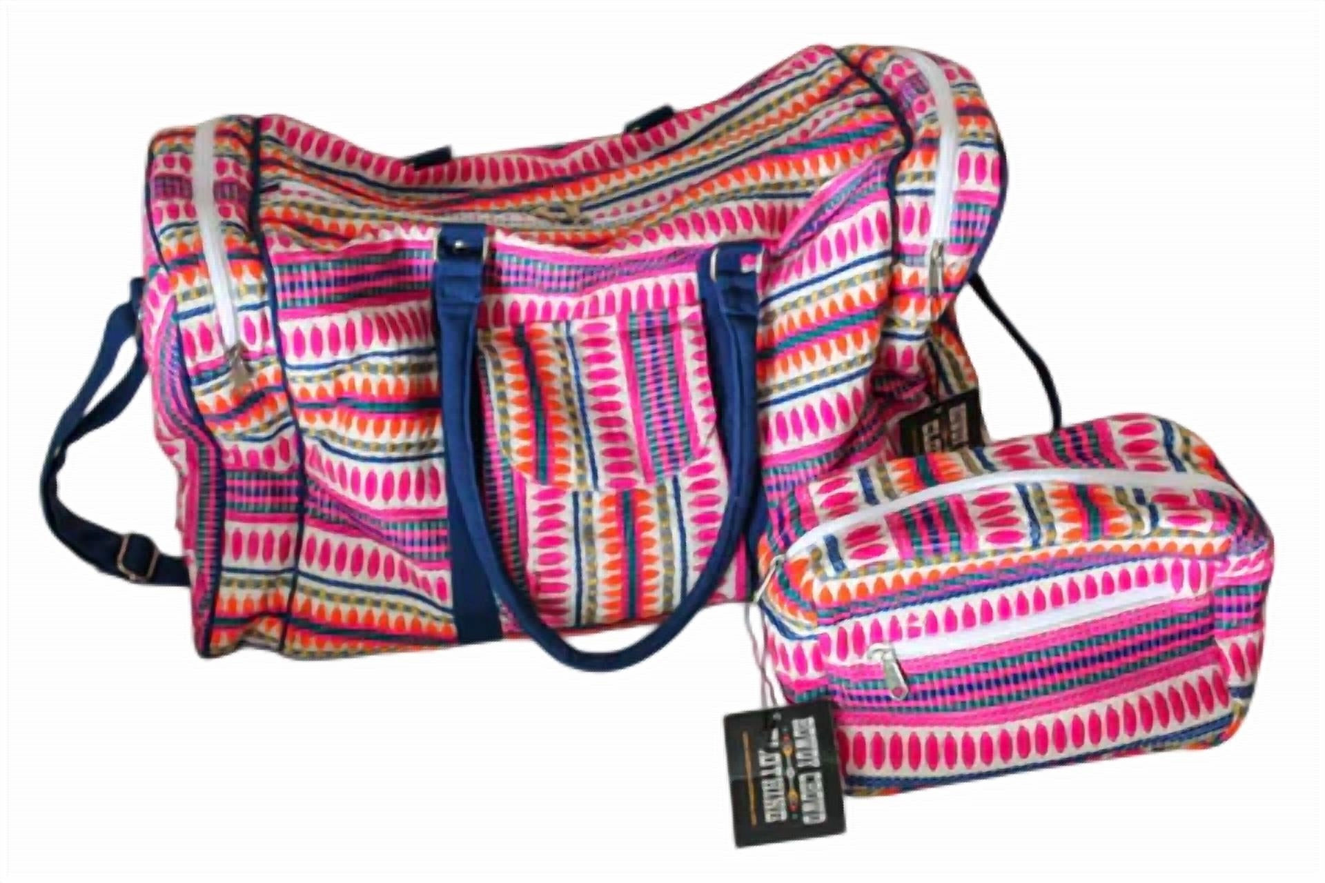 Winnsboro Weekender Bag In Pink Aztec