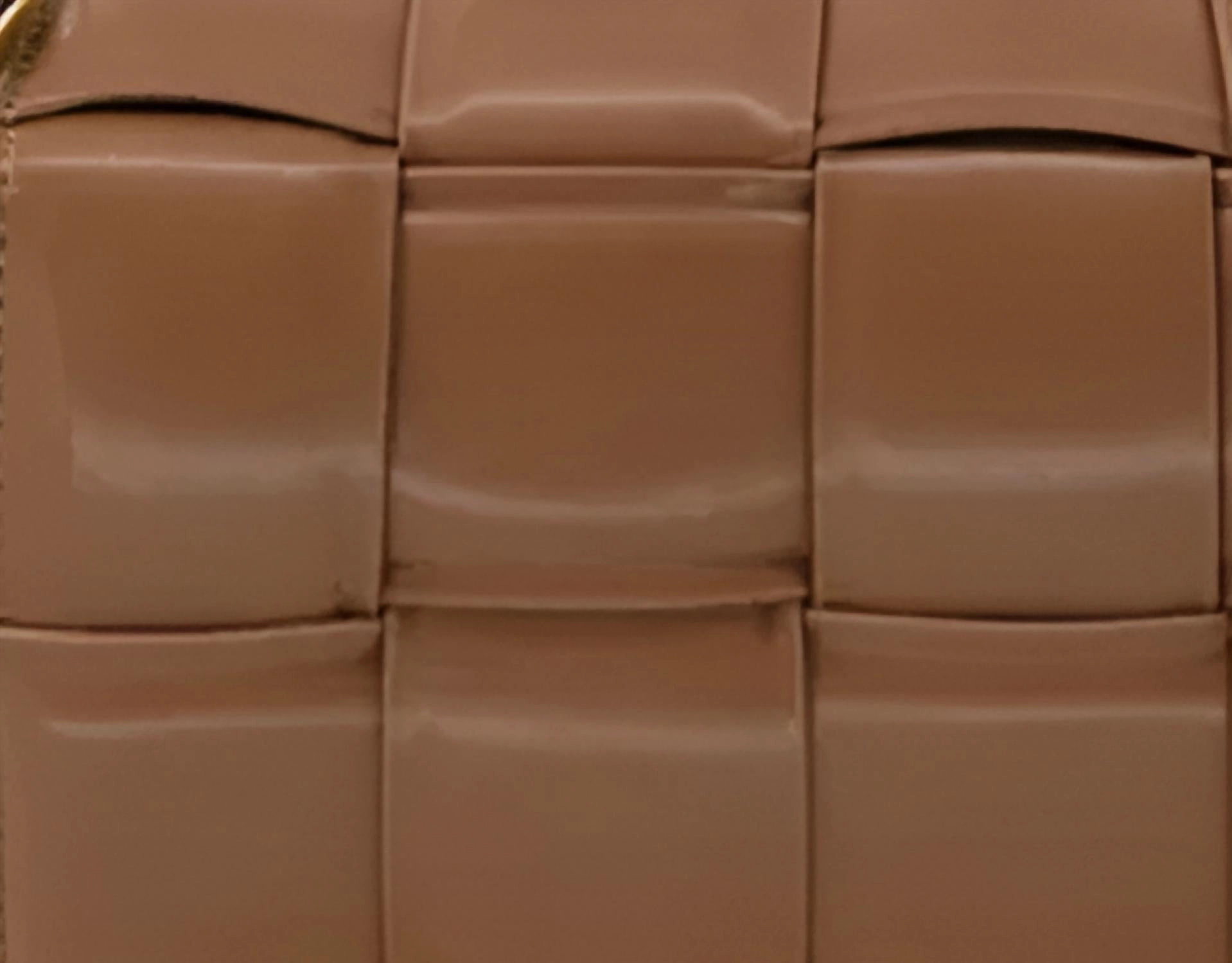 Women Ina Quilted Crossbody Bag In Brown