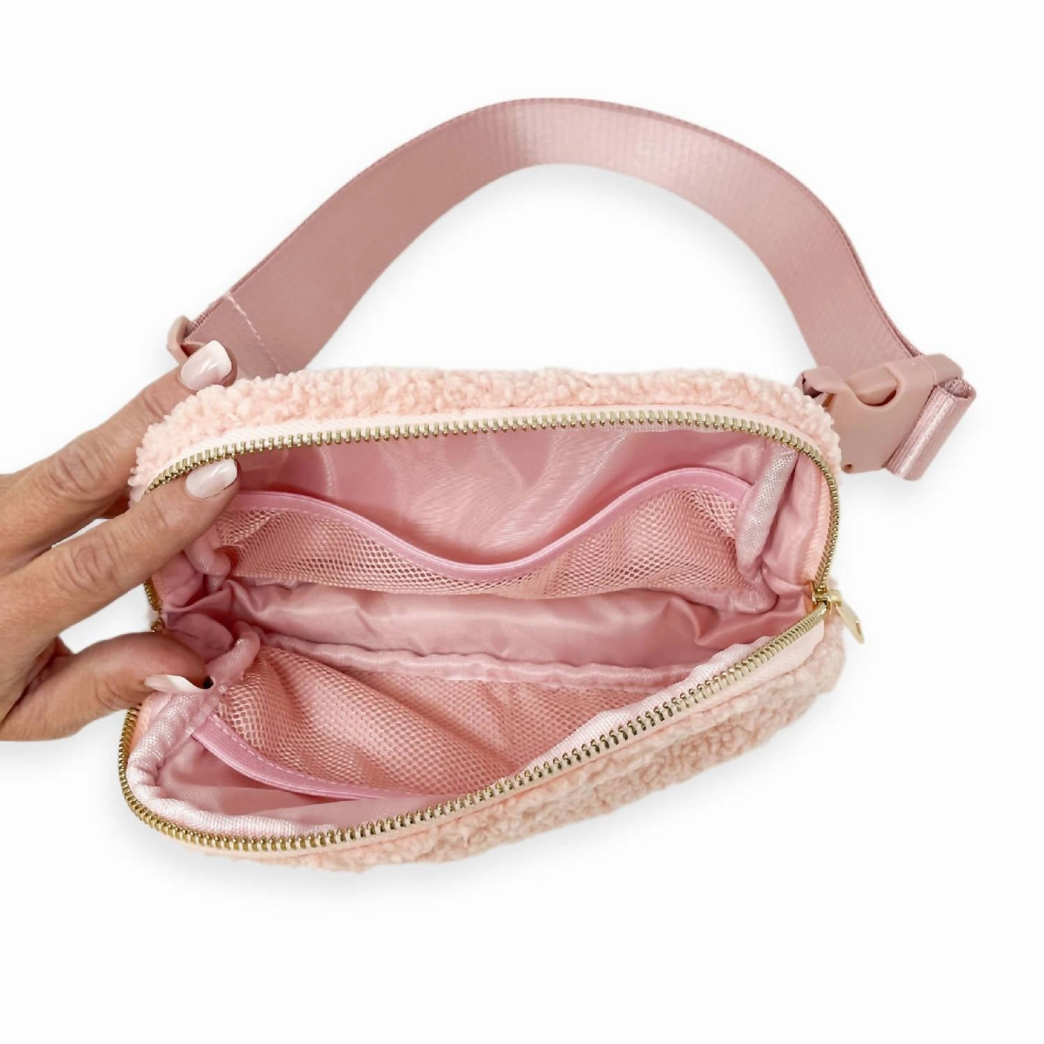 Women's Cozy Belt Sling Crossbody Bag In Pink