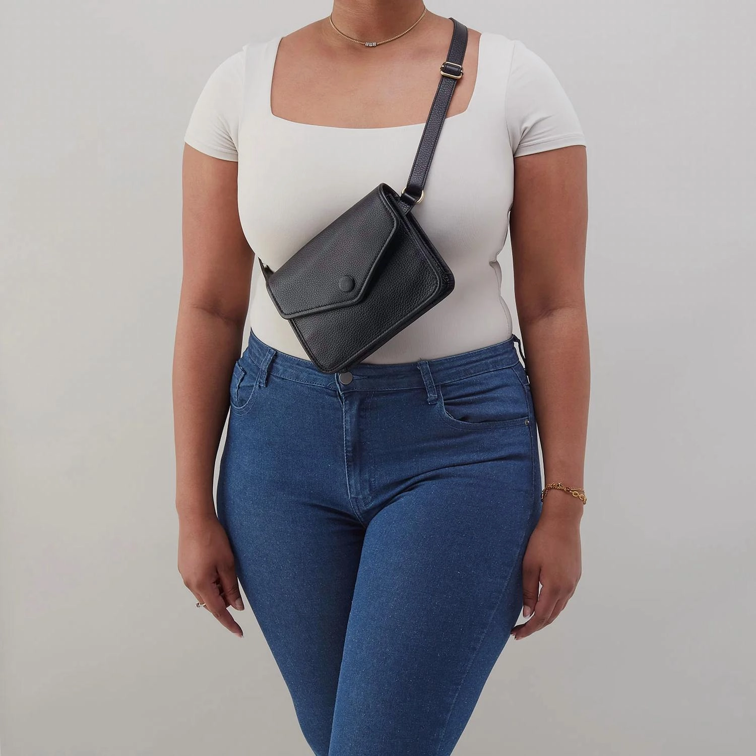 Women's Margot Belt Bag In Black