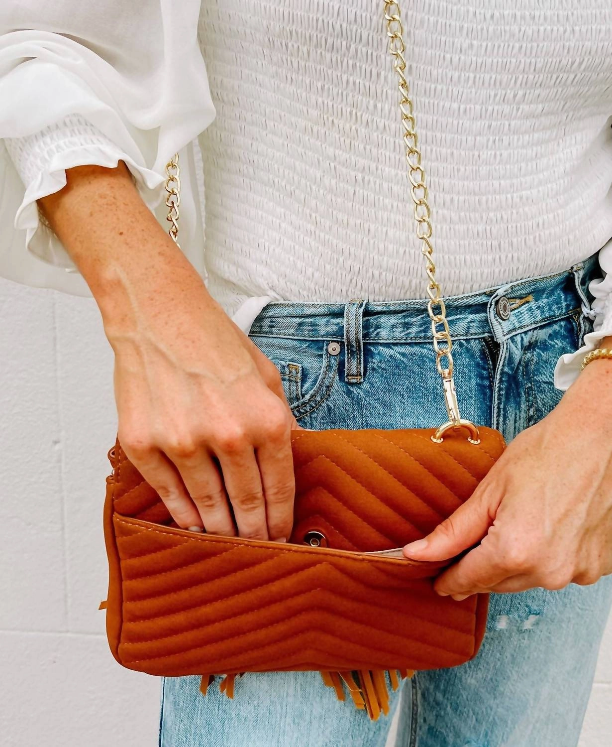 Women's Russel Quilted Crossbody With Fringe In Camel