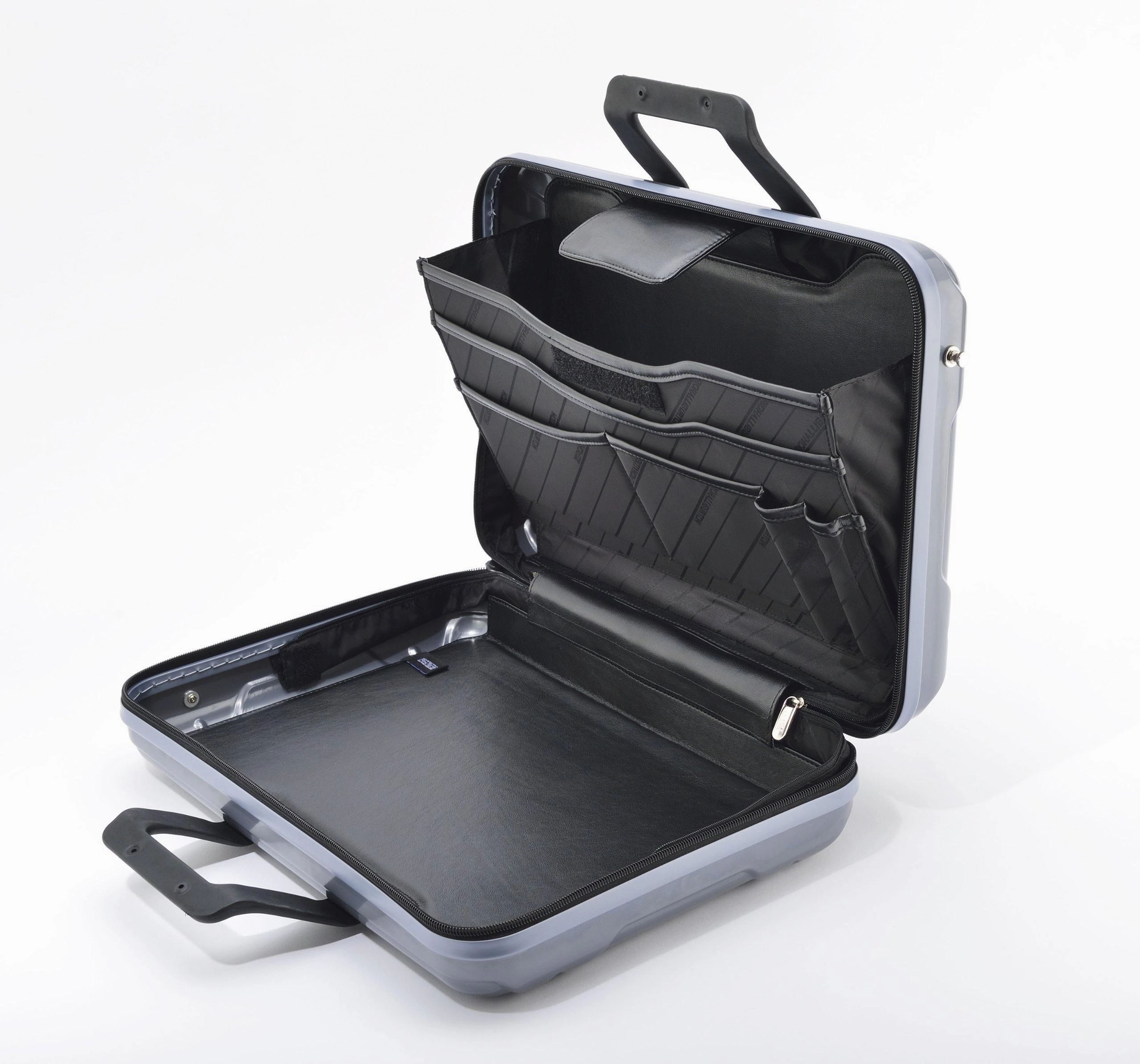 ZERO Halliburton 4" Polycarbonate Zippe Laptop Case