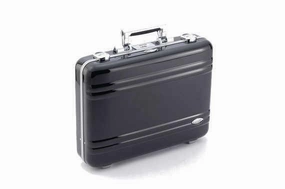 ZERO Halliburton Classic Polycarbonate Framed Attache