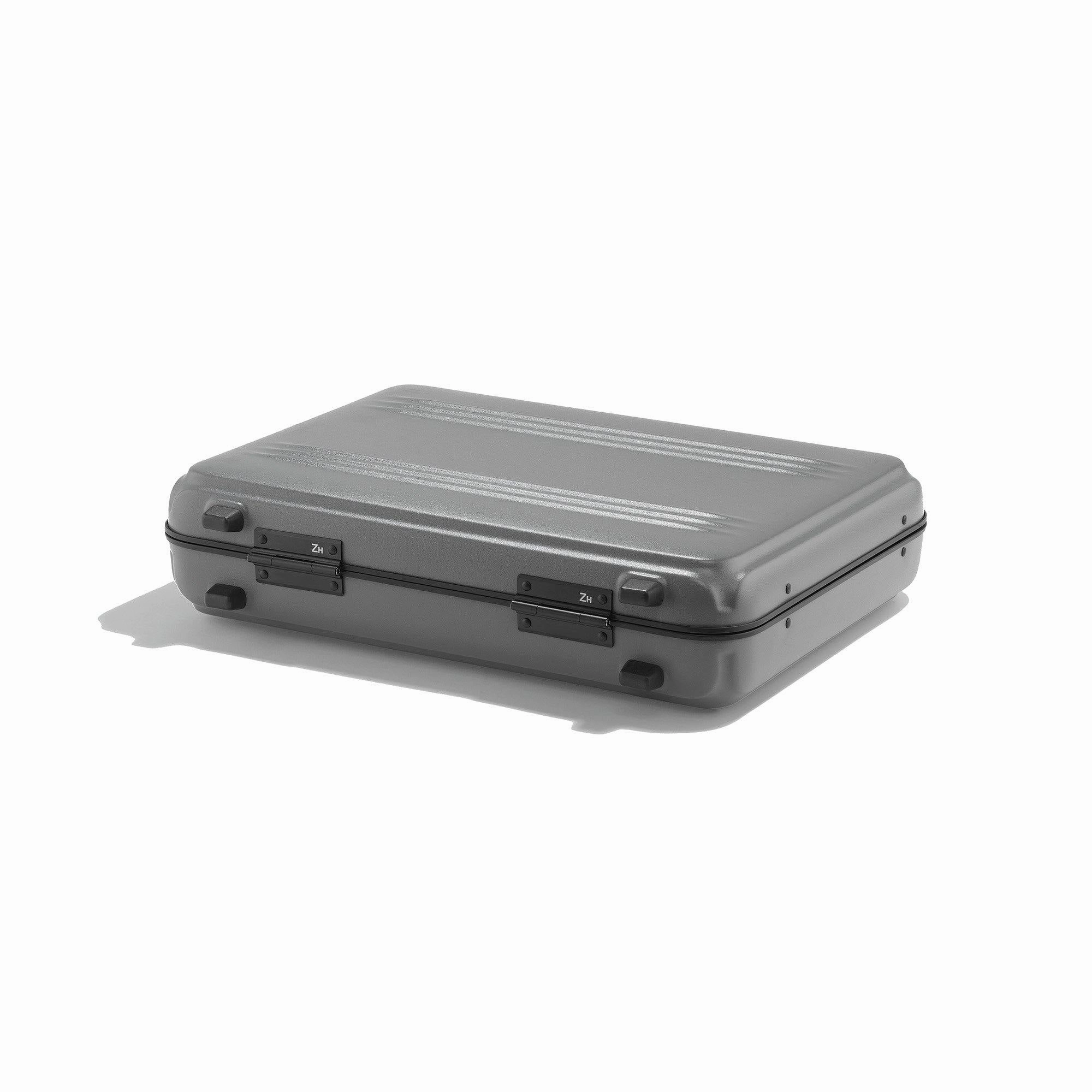 ZERO Halliburton Edge Lightweight Polycarbonate Attache