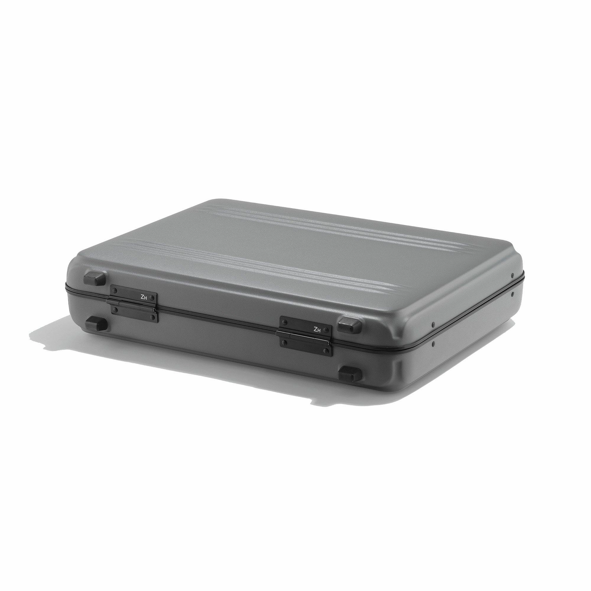 ZERO Halliburton Edge Lightweight Polycarbonate Attache