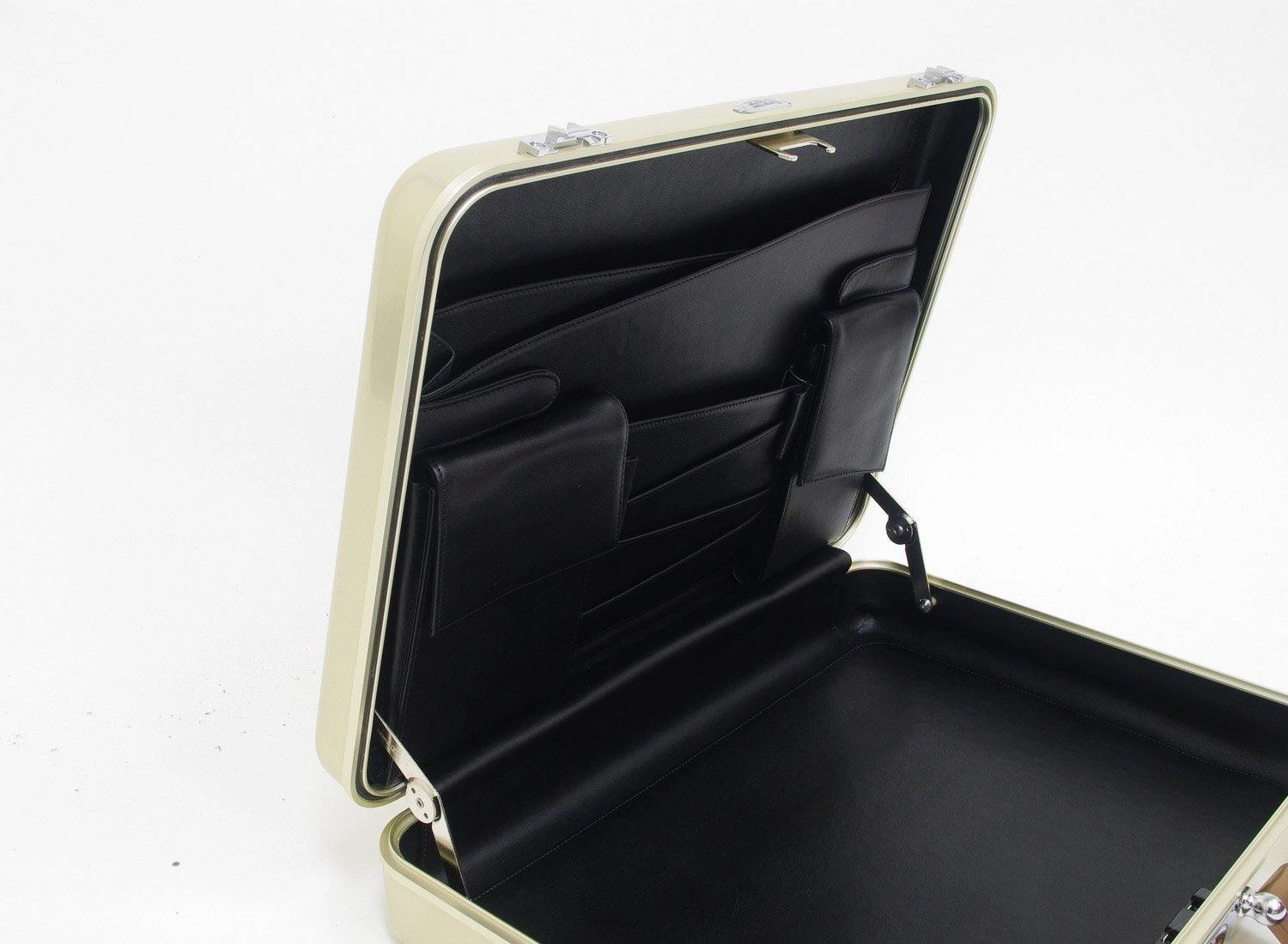 ZERO Halliburton Elite Series 3" Attache Case