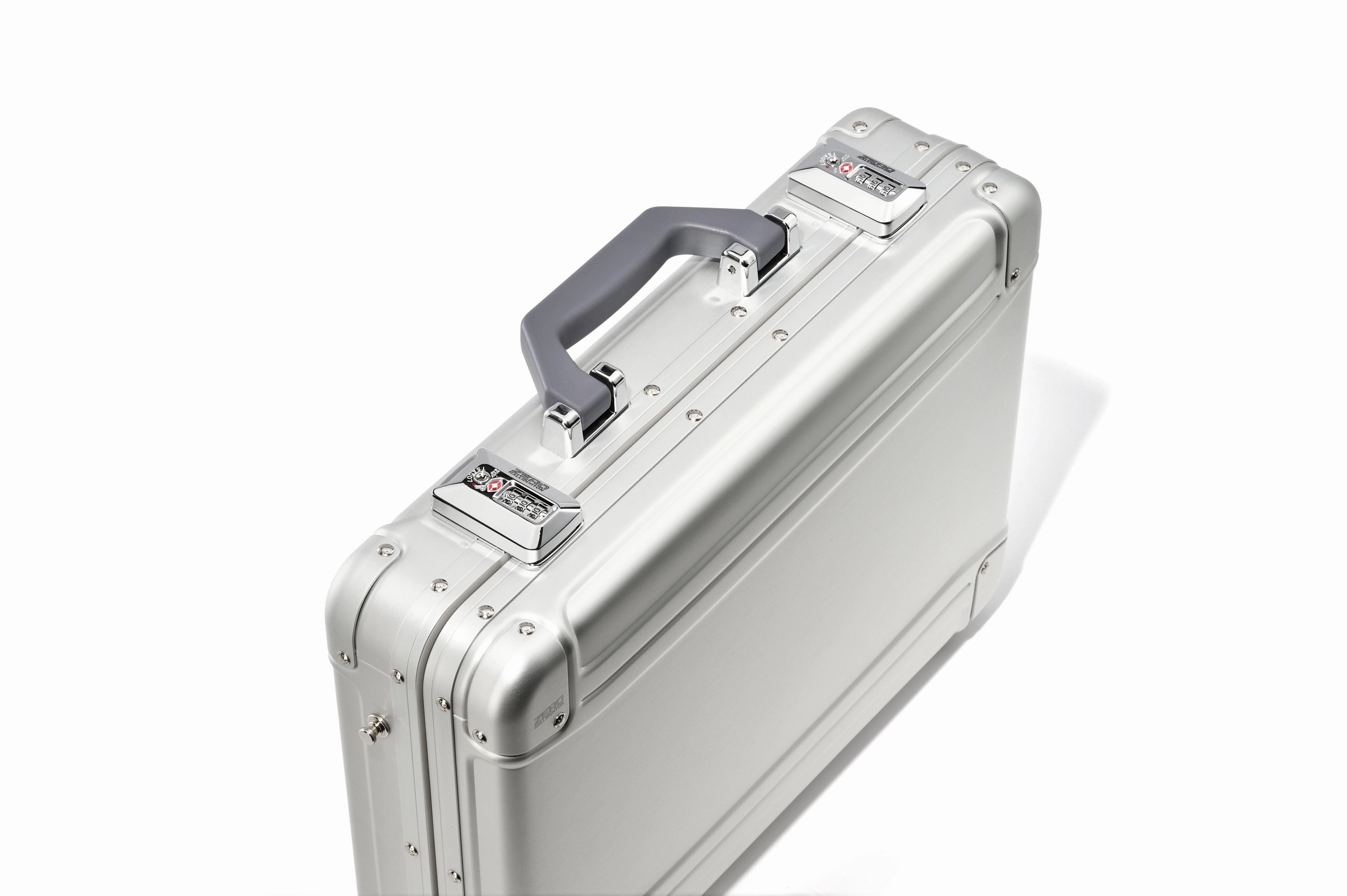 ZERO Halliburton GEO Aluminum 3.0 Attache Computer Case