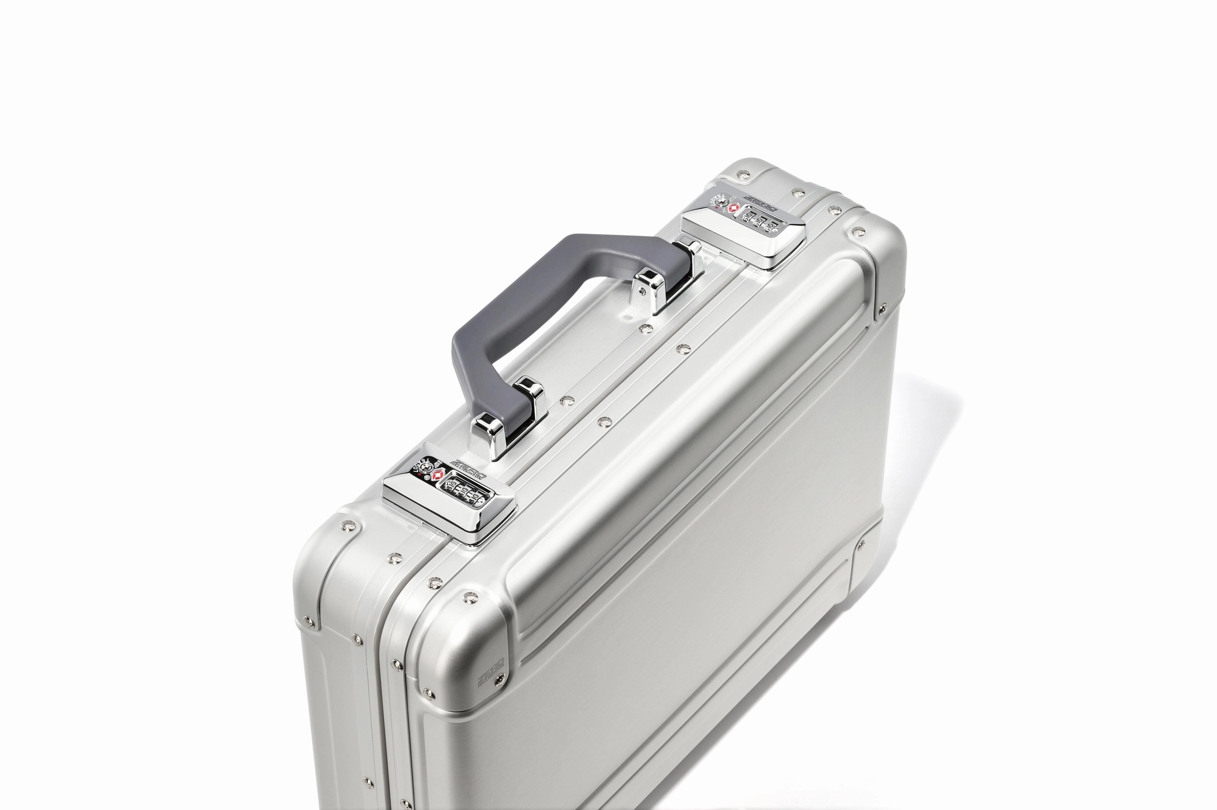 ZERO Halliburton GEO Aluminum 3.0 Attache Computer Case