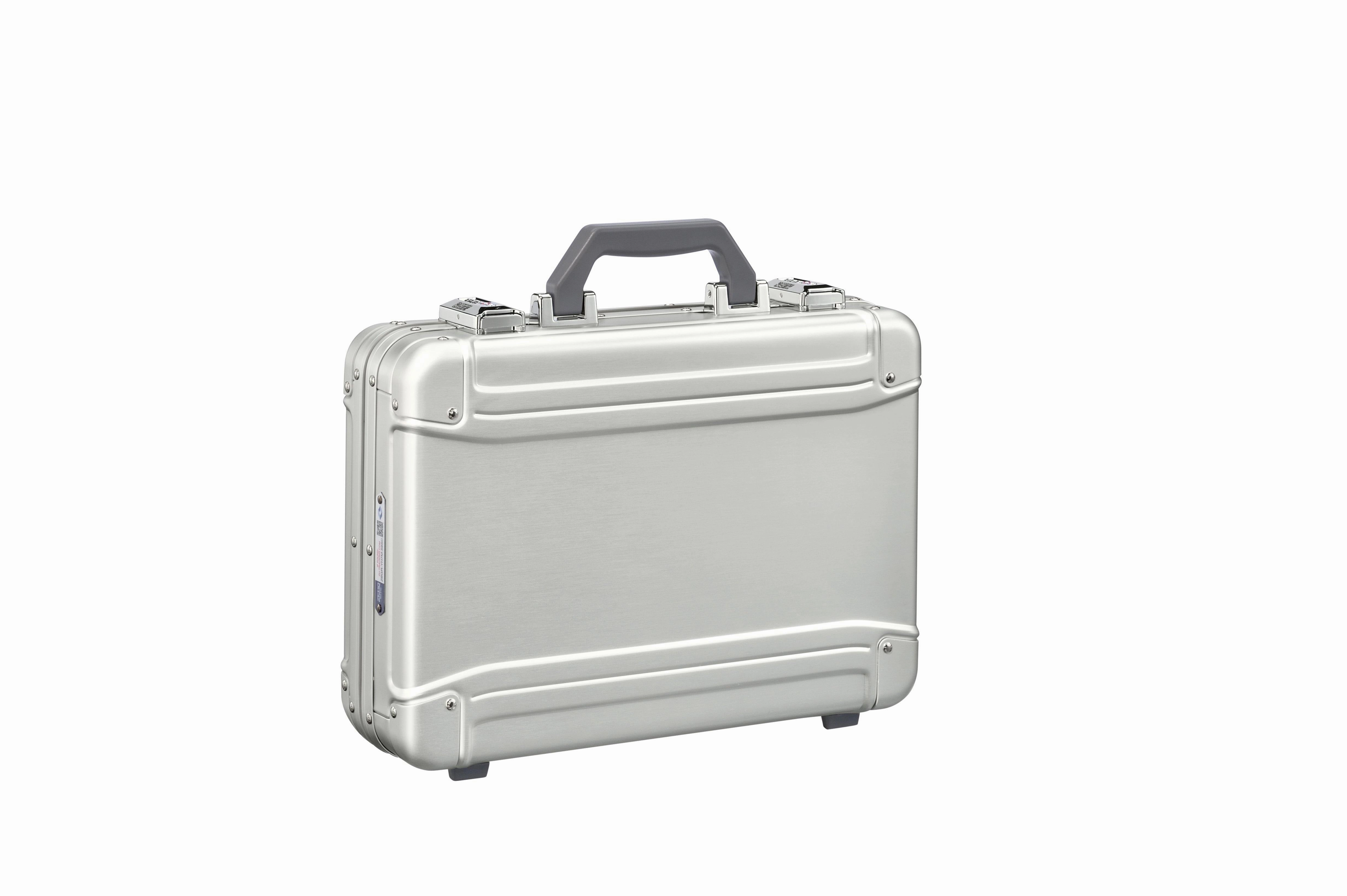 ZERO Halliburton GEO Aluminum 3.0 Attache Computer Case