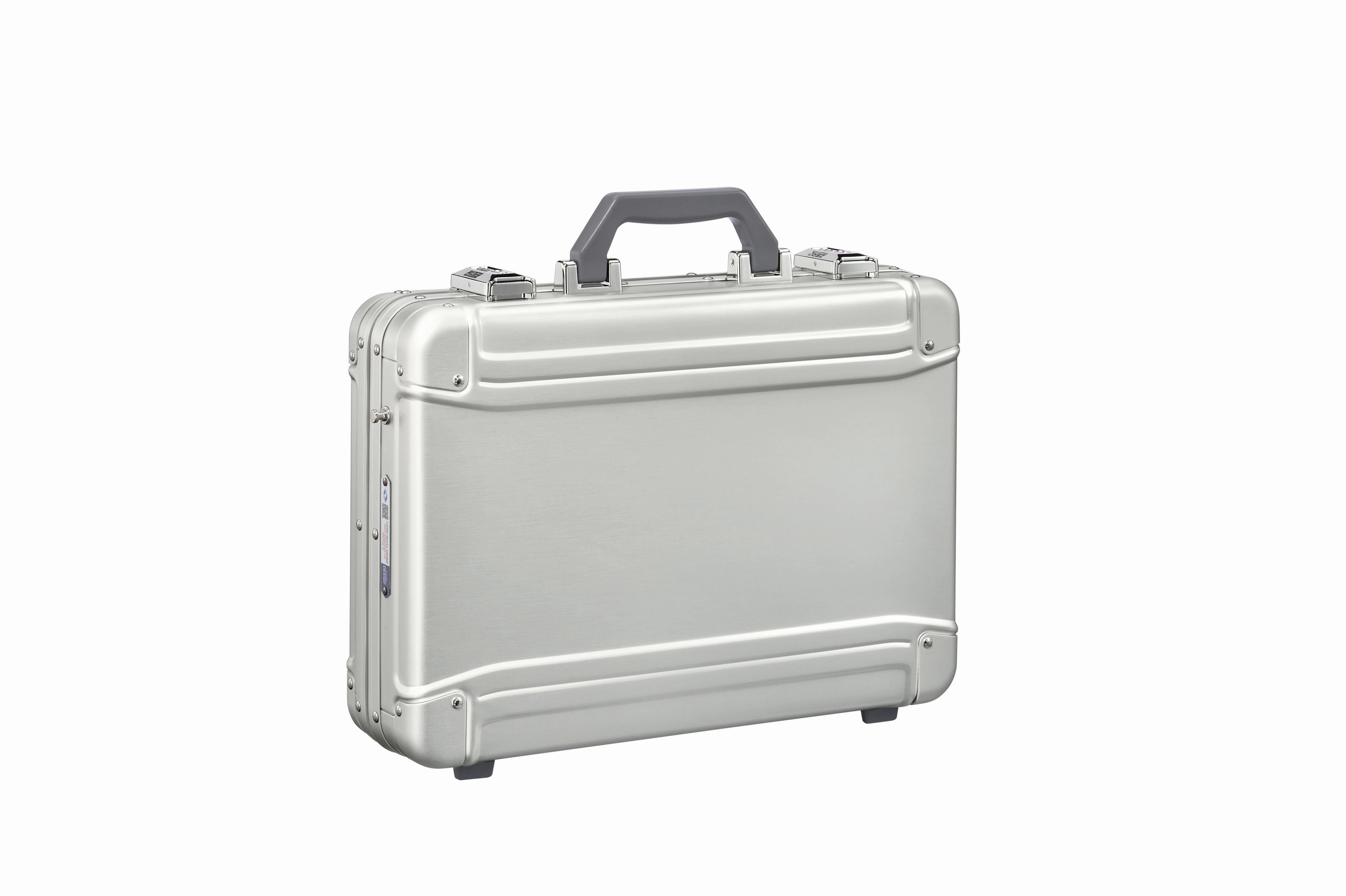 ZERO Halliburton GEO Aluminum 3.0 Attache Computer Case