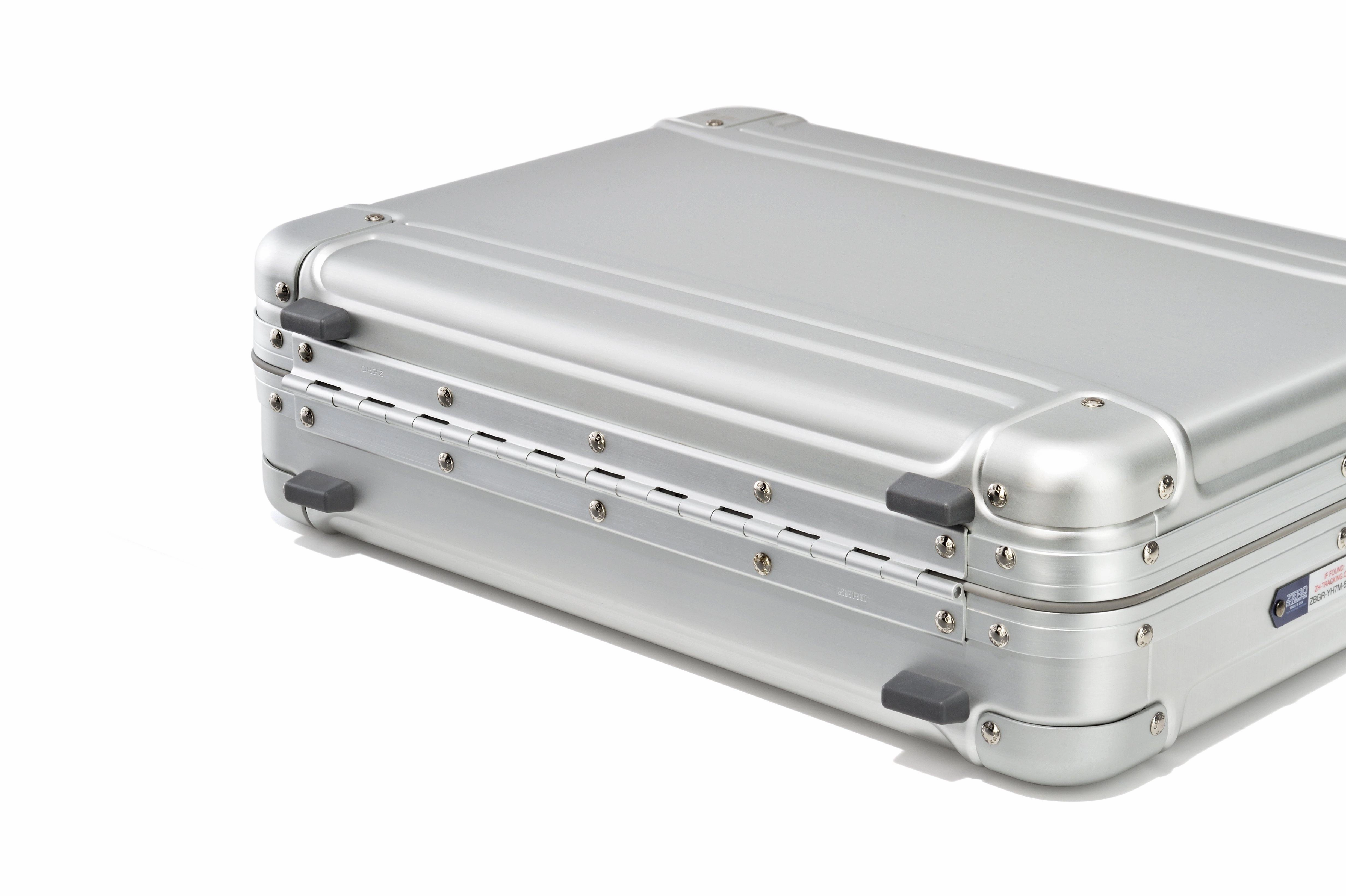 ZERO Halliburton GEO Aluminum 3.0 Attache Computer Case