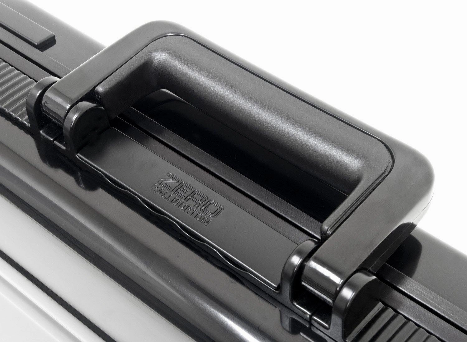 ZERO Halliburton Premier Attache Slimline